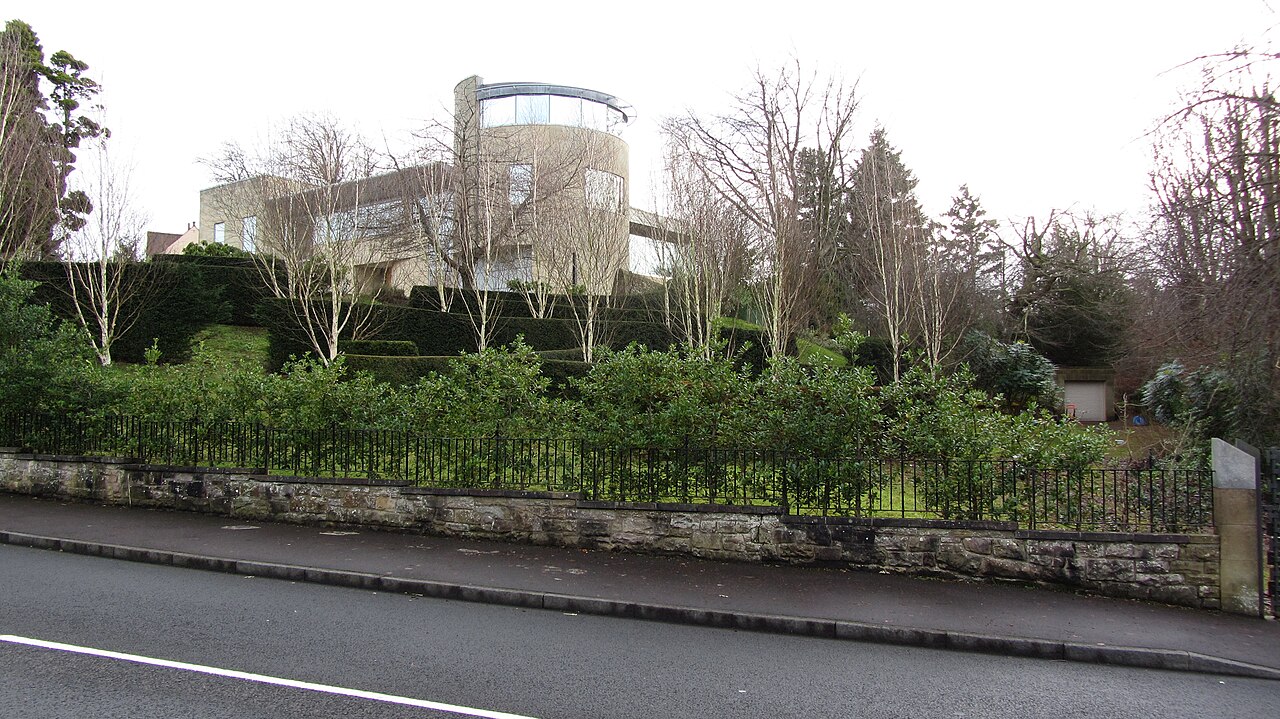 Modern garden home